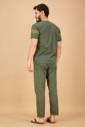 pijamas-Manga-Corta-Cuello-Redondo-Silueta-Amplia-Hombre-verde-01004090182501211-v2.jpg